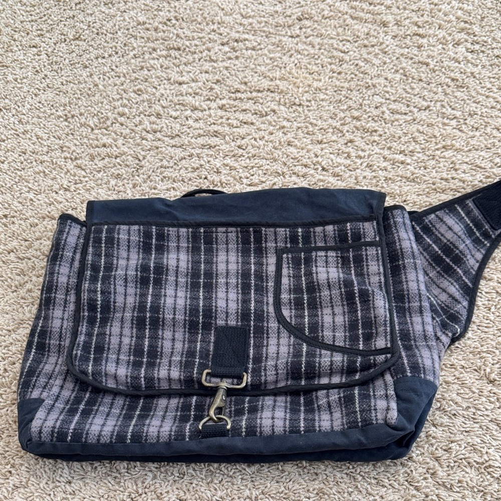 Stormy Kromer Vintage Quality Plaid Flannel Canvas Crossbody Messenger Sling Bag